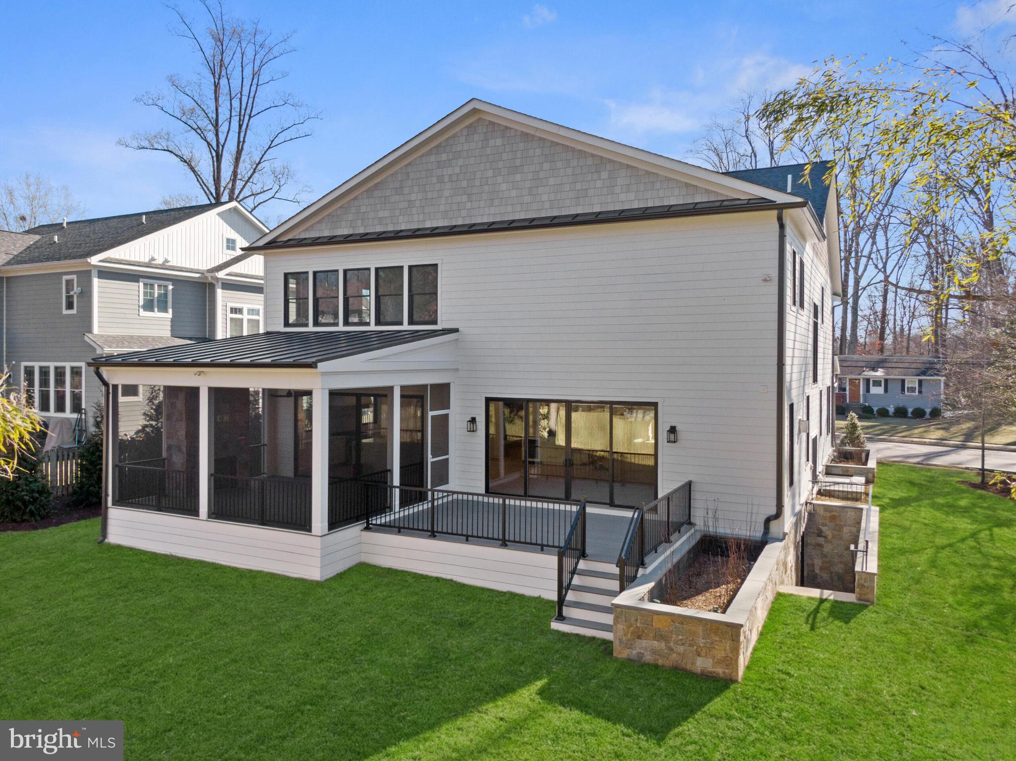 123 TAPAWINGO ROAD SW