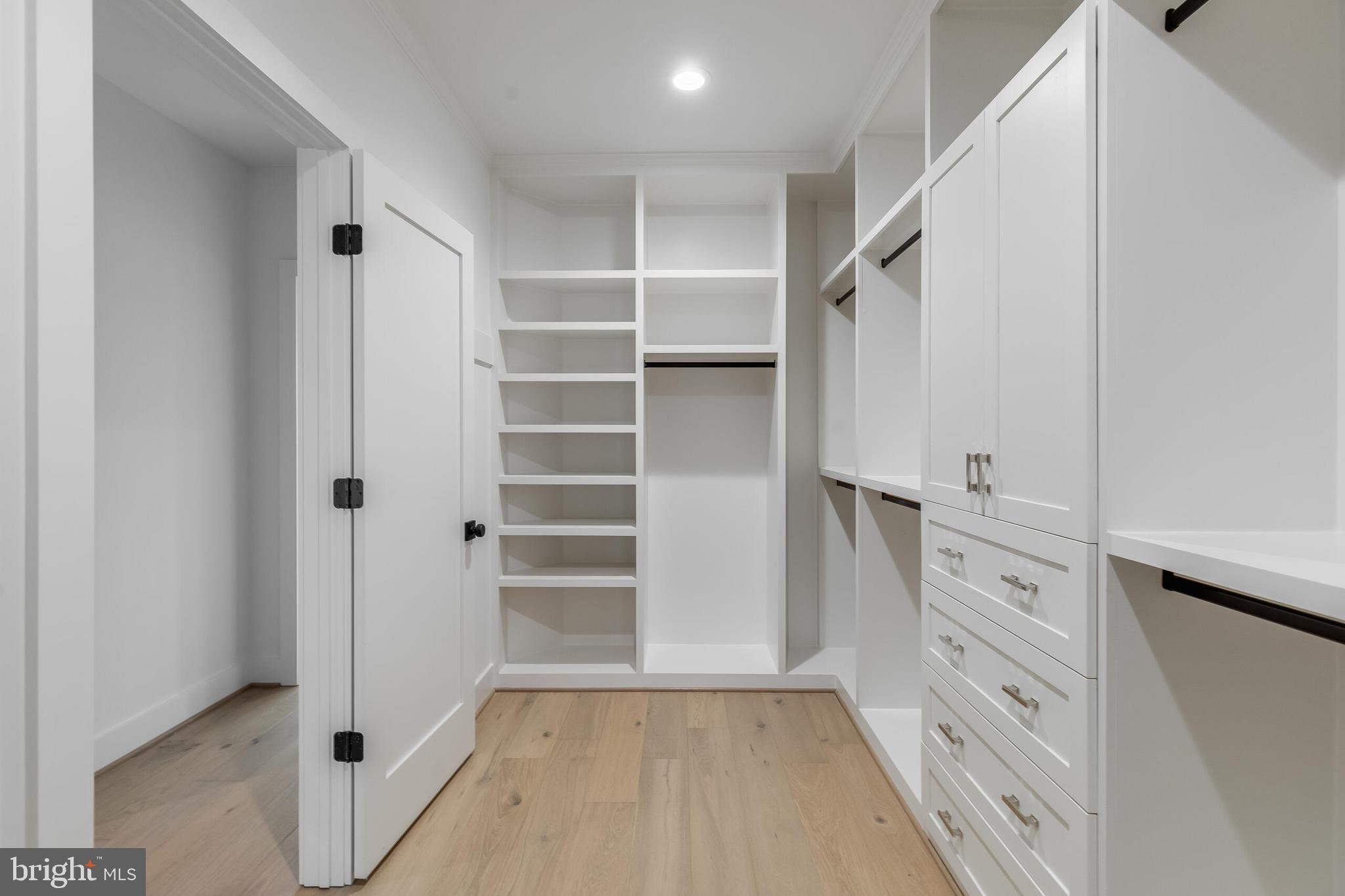 123 TAPAWINGO ROAD SW