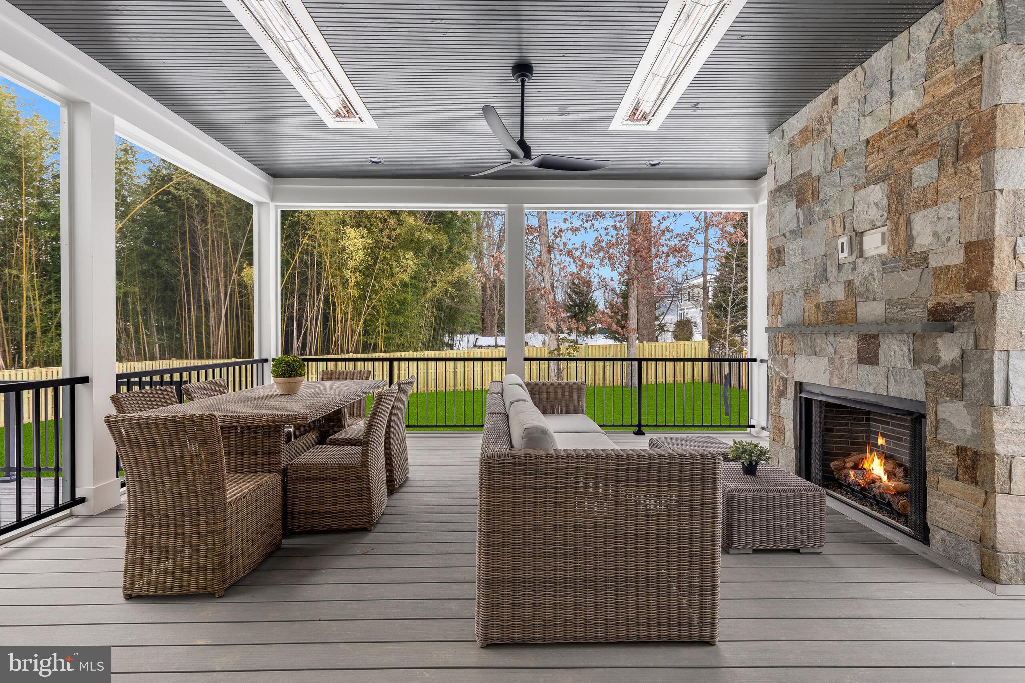 123 TAPAWINGO ROAD SW