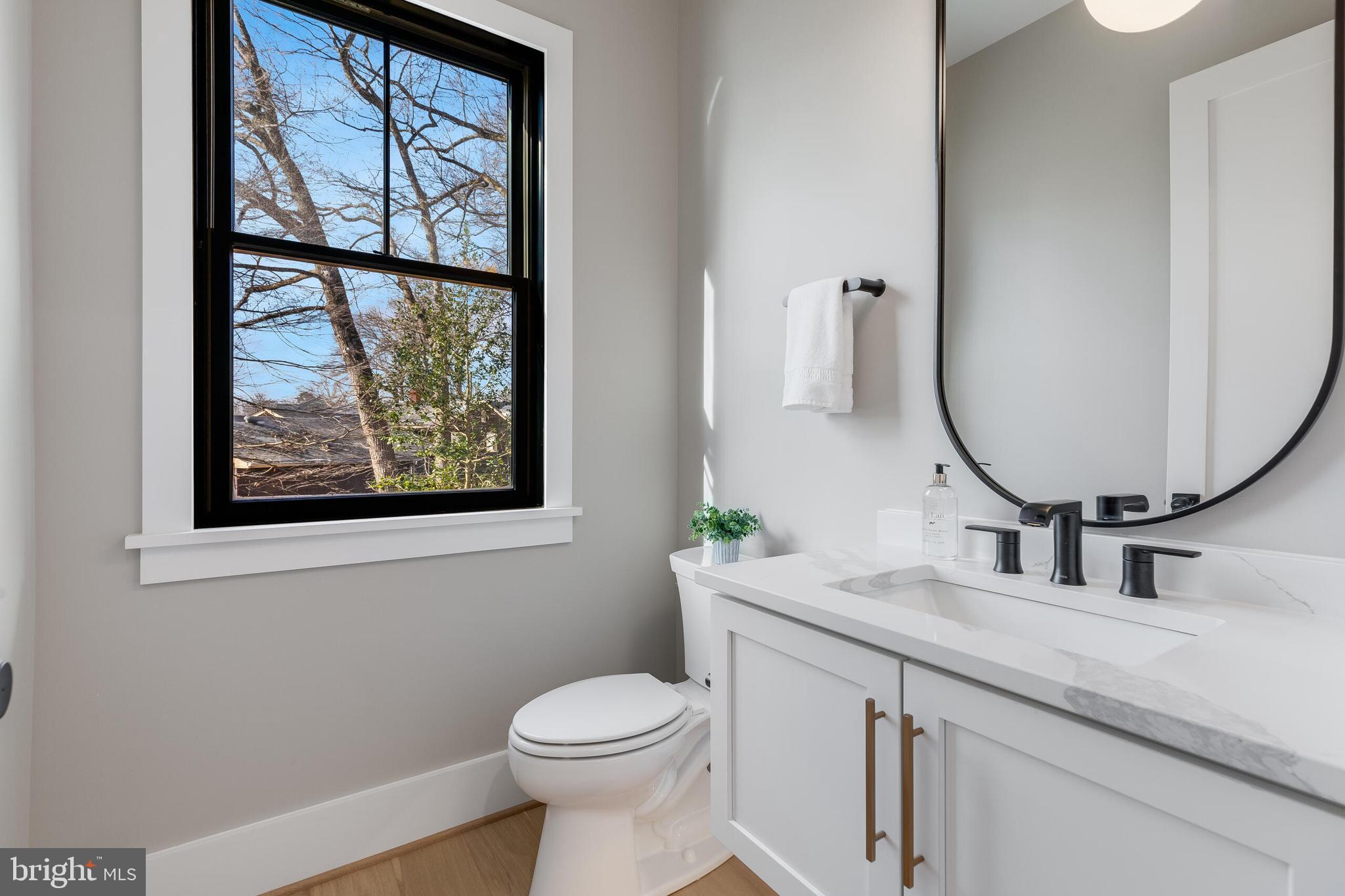 123 TAPAWINGO ROAD SW