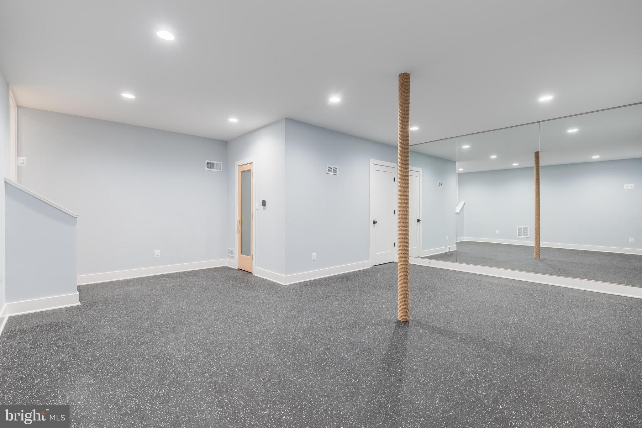 123 TAPAWINGO ROAD SW