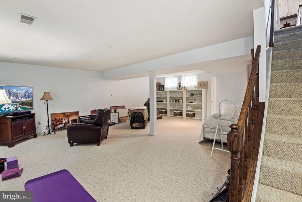 2131 SILENTREE DRIVE
