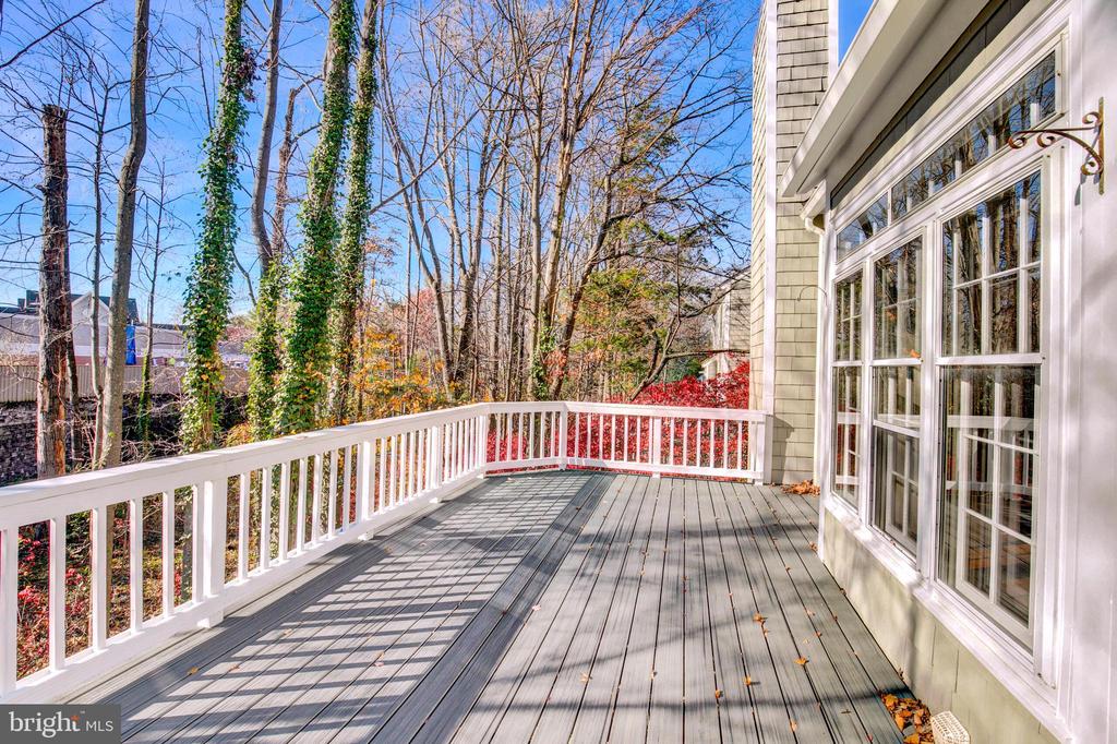 11620 OLD BROOKVILLE COURT