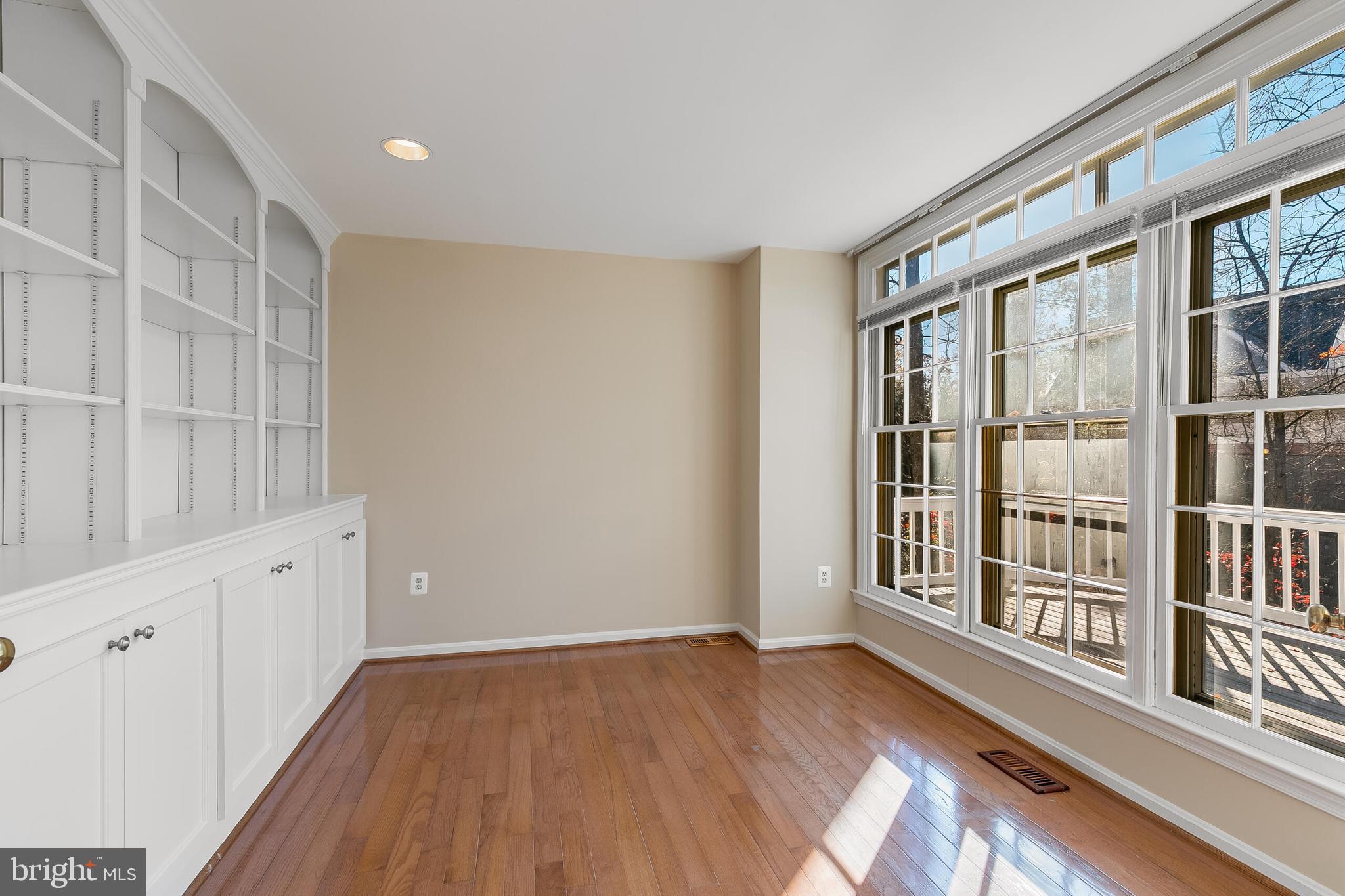 11620 OLD BROOKVILLE COURT