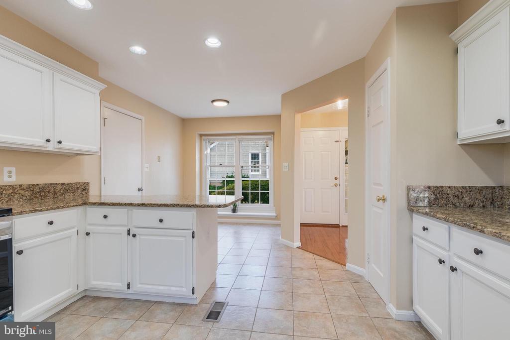 11620 OLD BROOKVILLE COURT