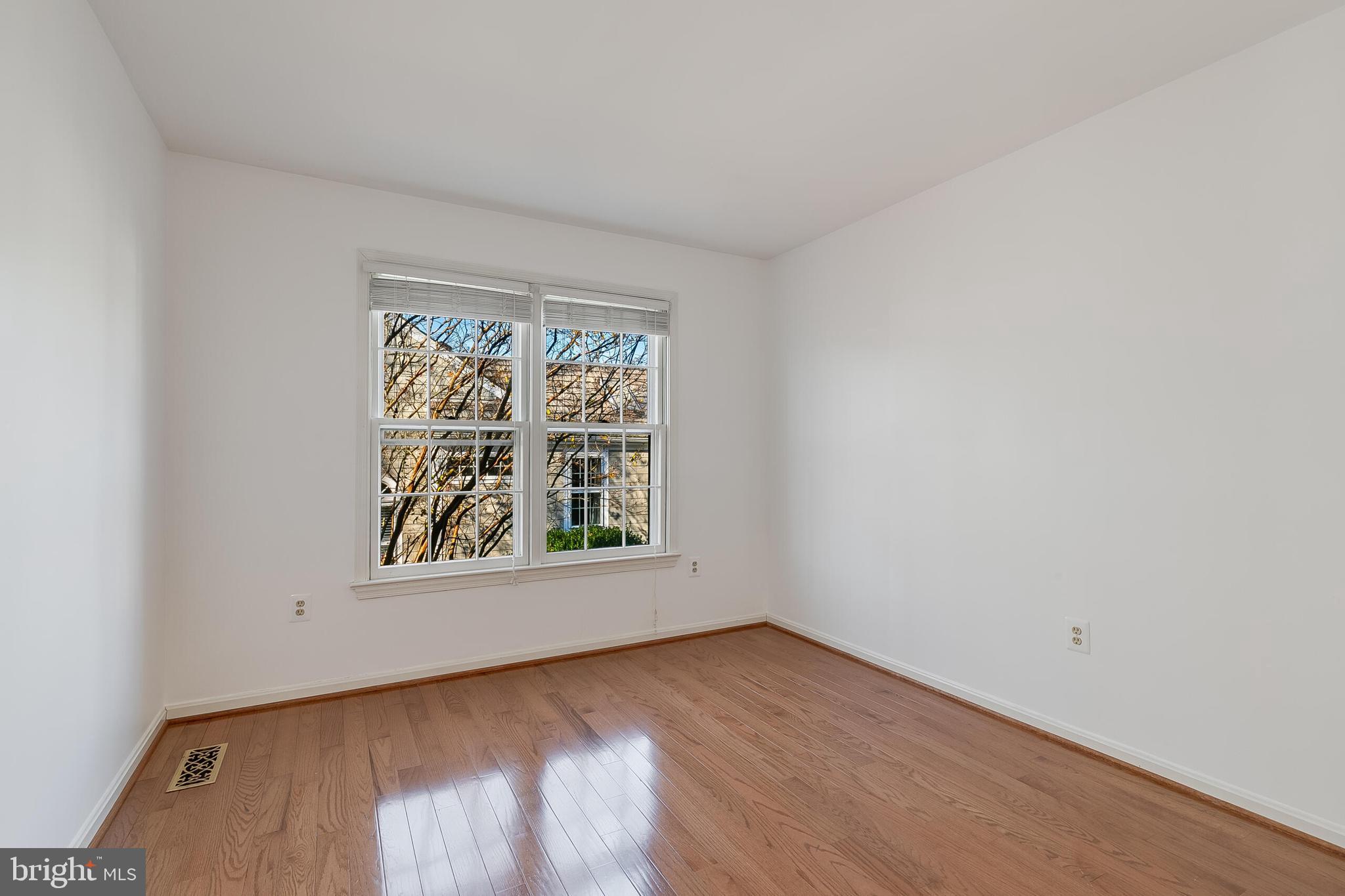 11620 OLD BROOKVILLE COURT