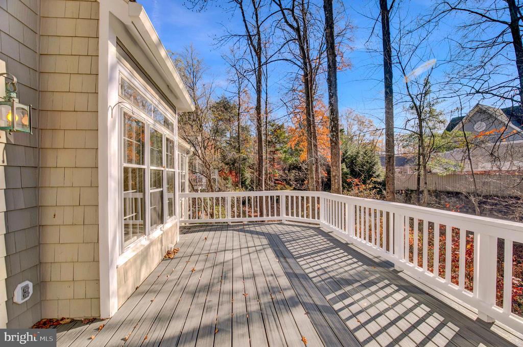 11620 OLD BROOKVILLE COURT
