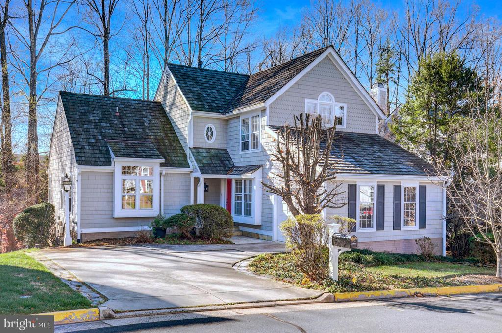 11620 OLD BROOKVILLE COURT
