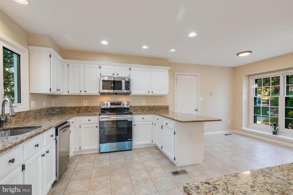 11620 OLD BROOKVILLE COURT