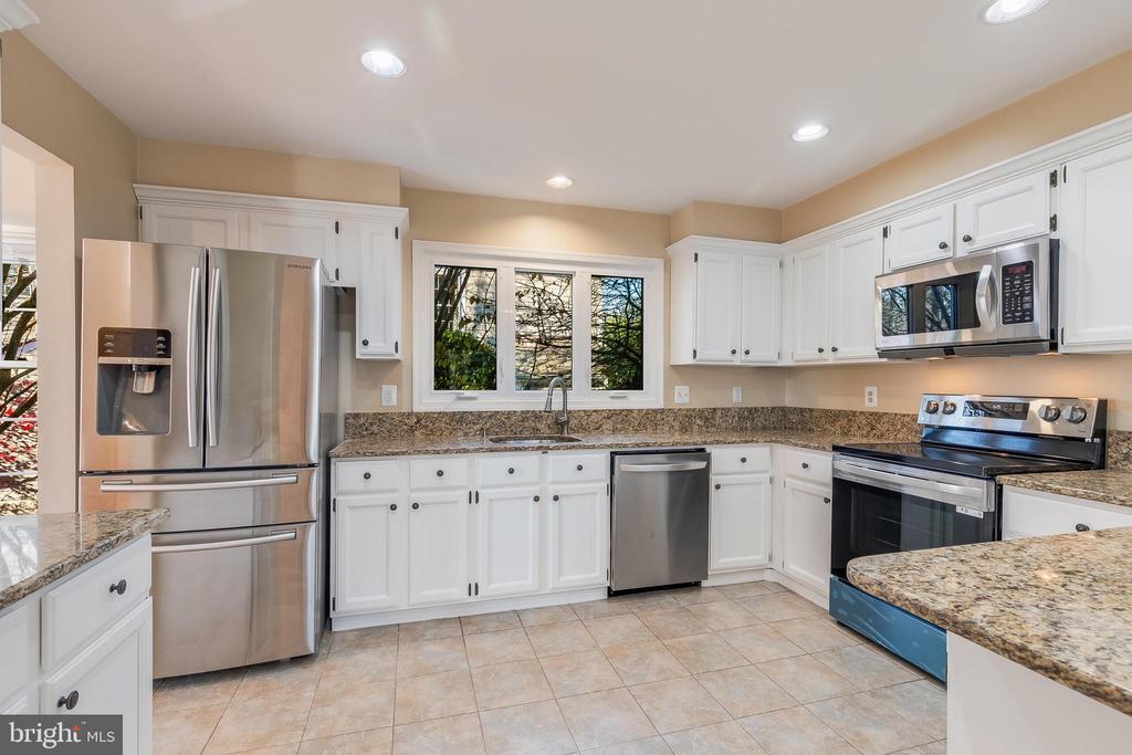 11620 OLD BROOKVILLE COURT