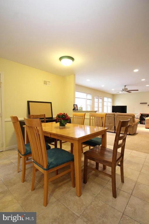 8019 AGIN COURT