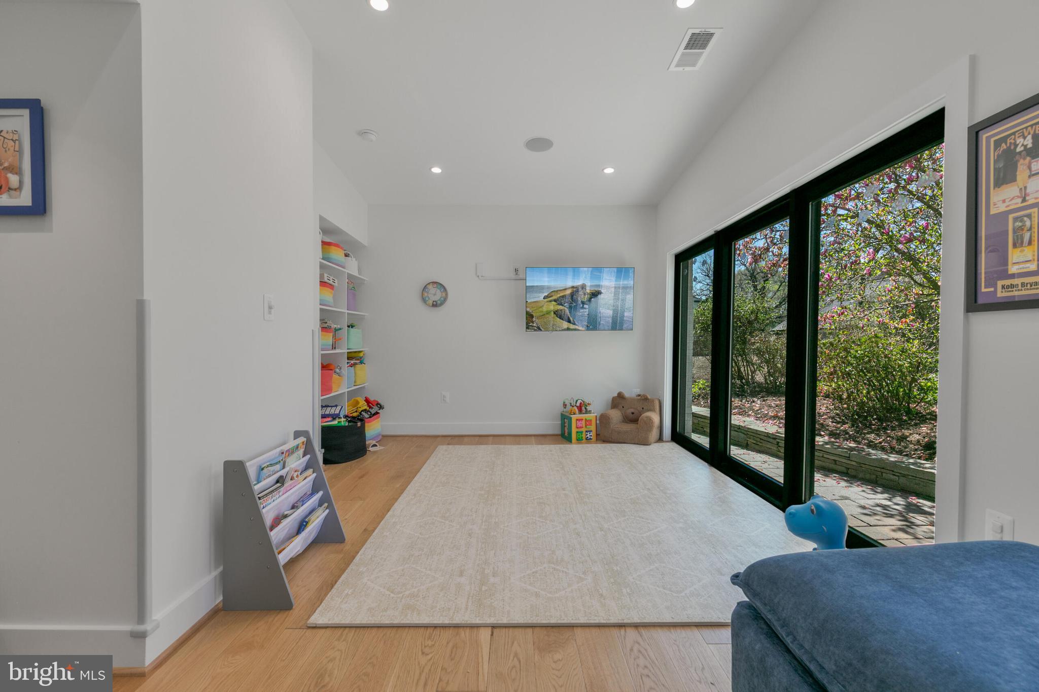 1204 POTOMAC SCHOOL ROAD