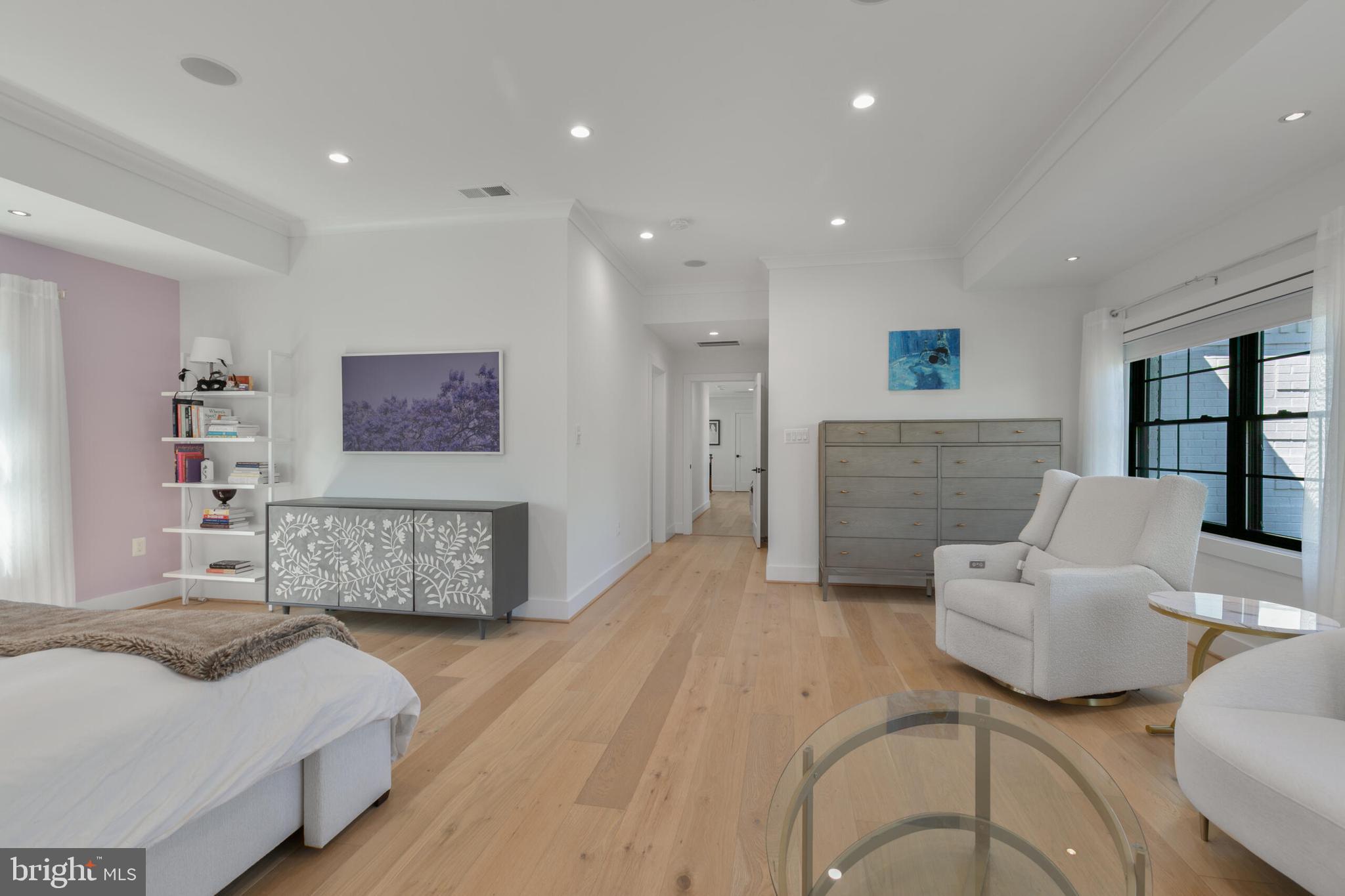 1204 POTOMAC SCHOOL ROAD