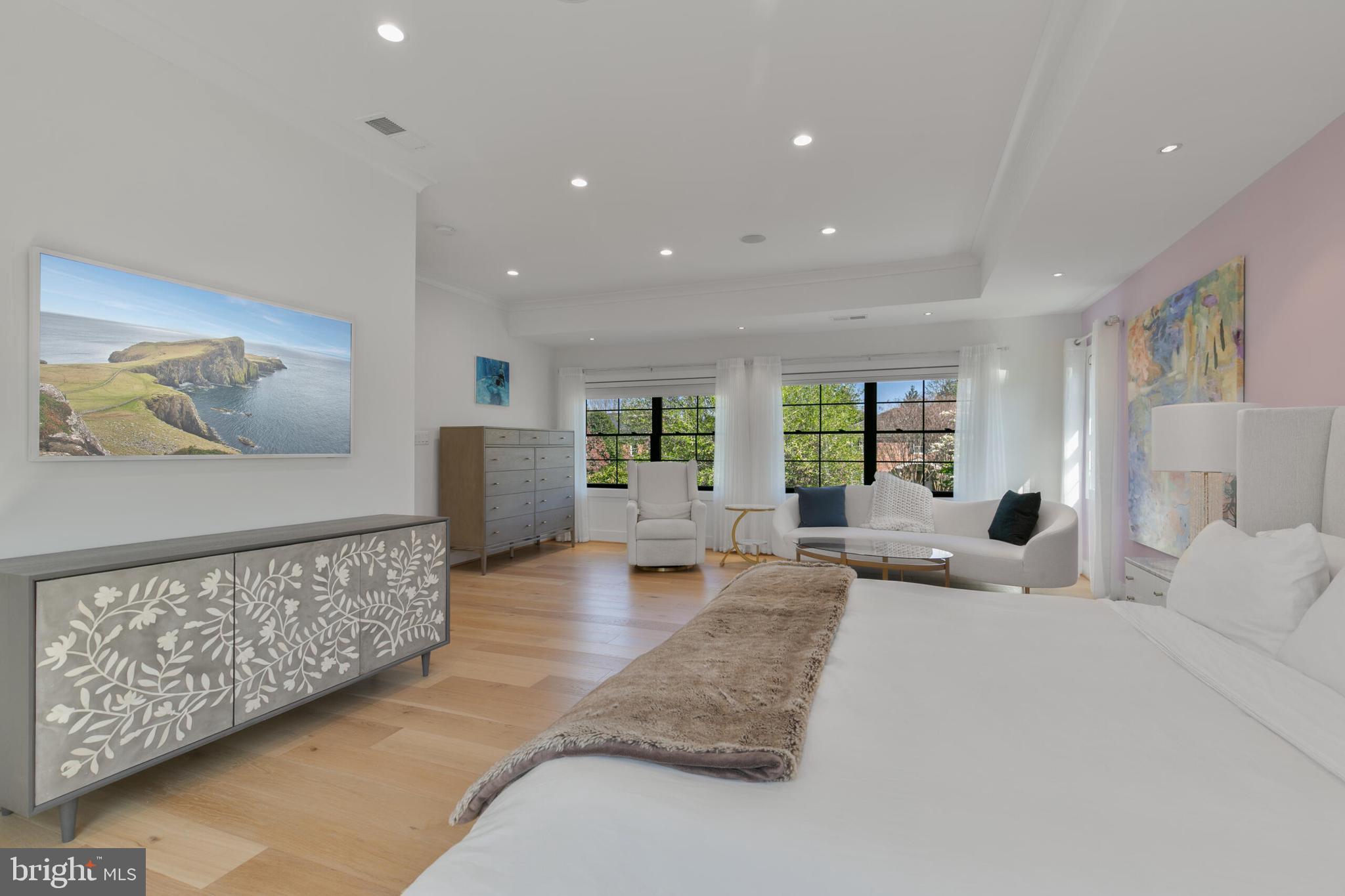 1204 POTOMAC SCHOOL ROAD