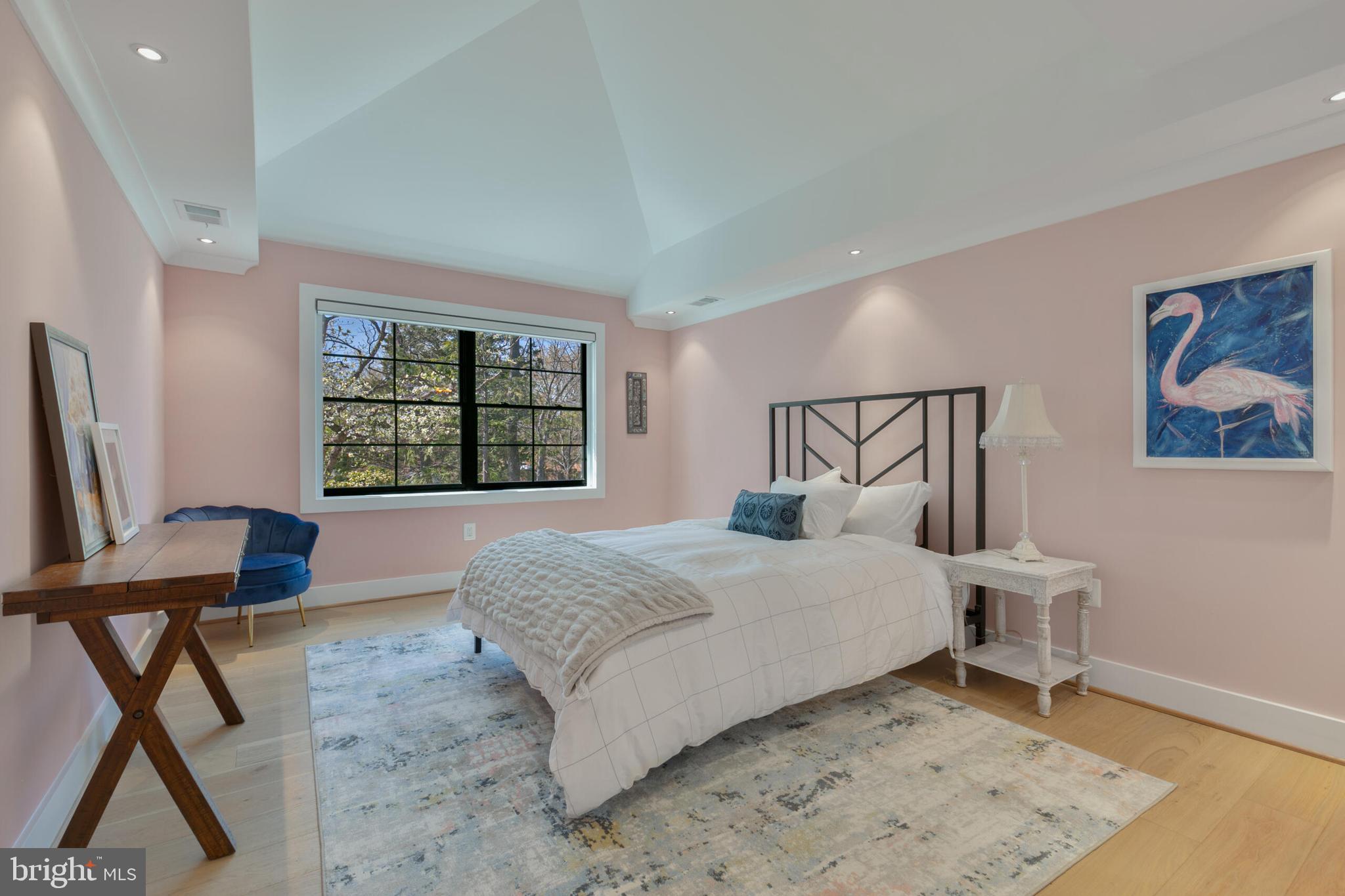 1204 POTOMAC SCHOOL ROAD