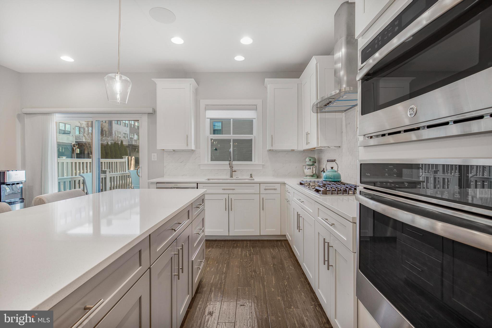 9317 LEMON MINT COURT