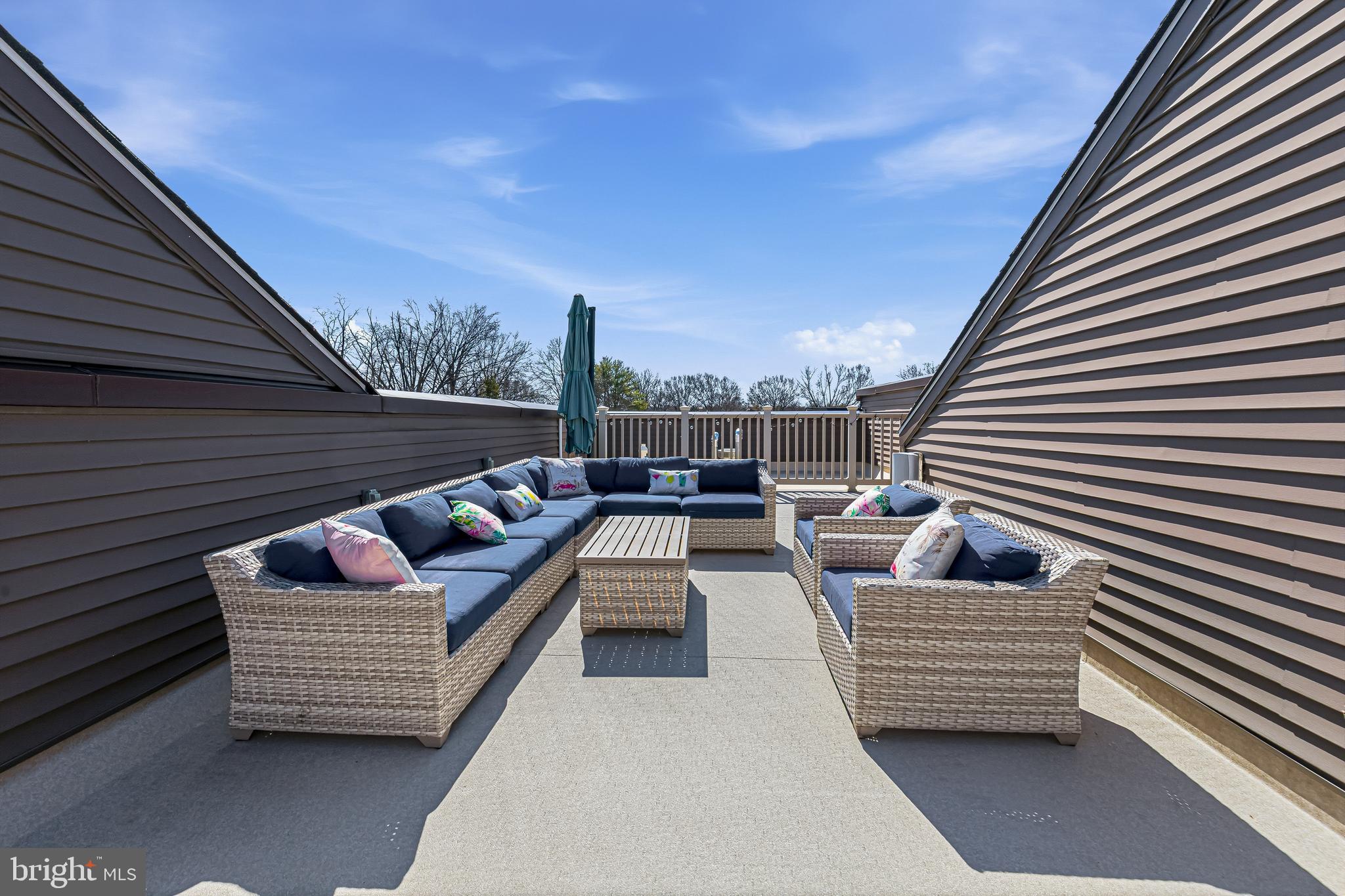 9317 LEMON MINT COURT