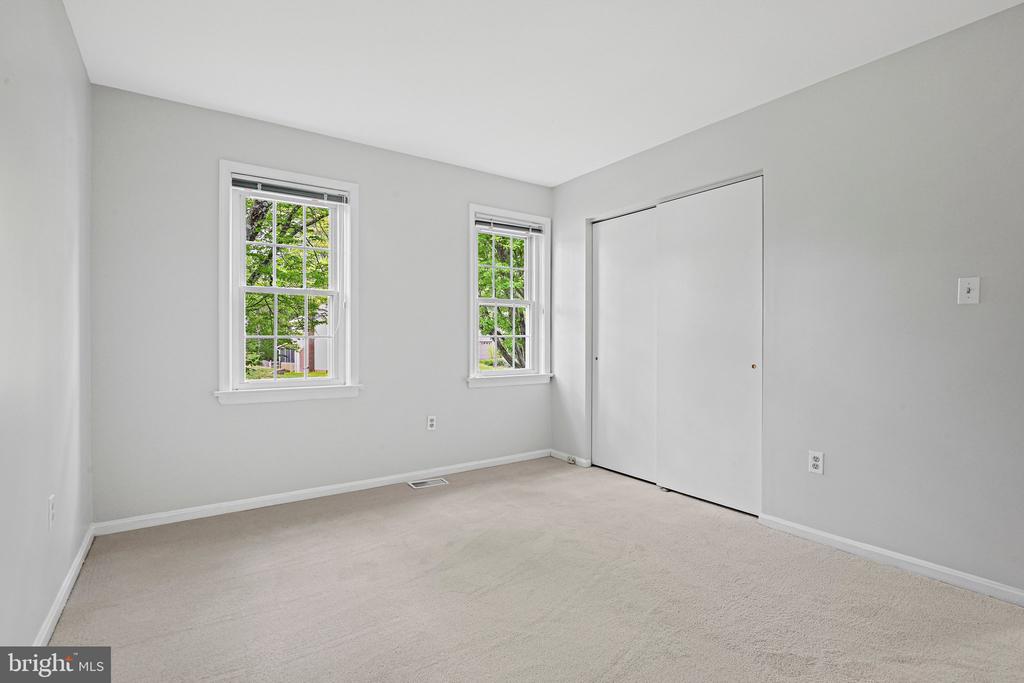 1505 SNUGHILL COURT