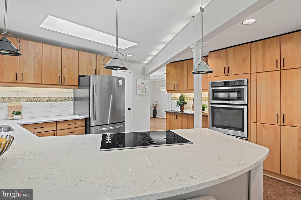 1505 SNUGHILL COURT