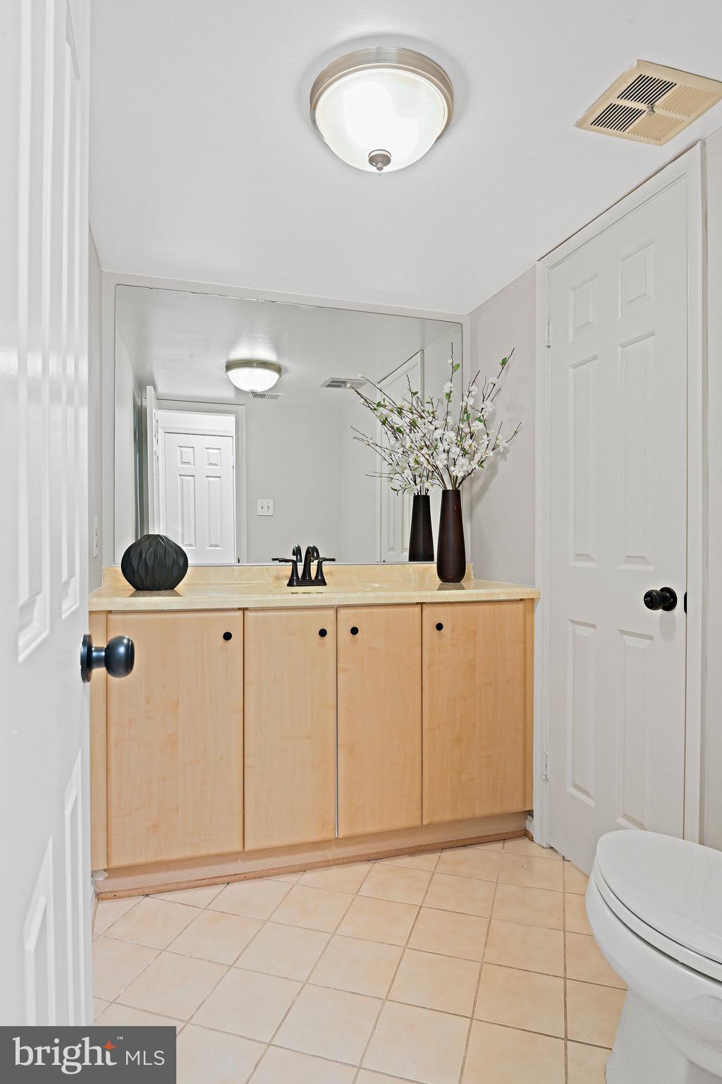 1505 SNUGHILL COURT