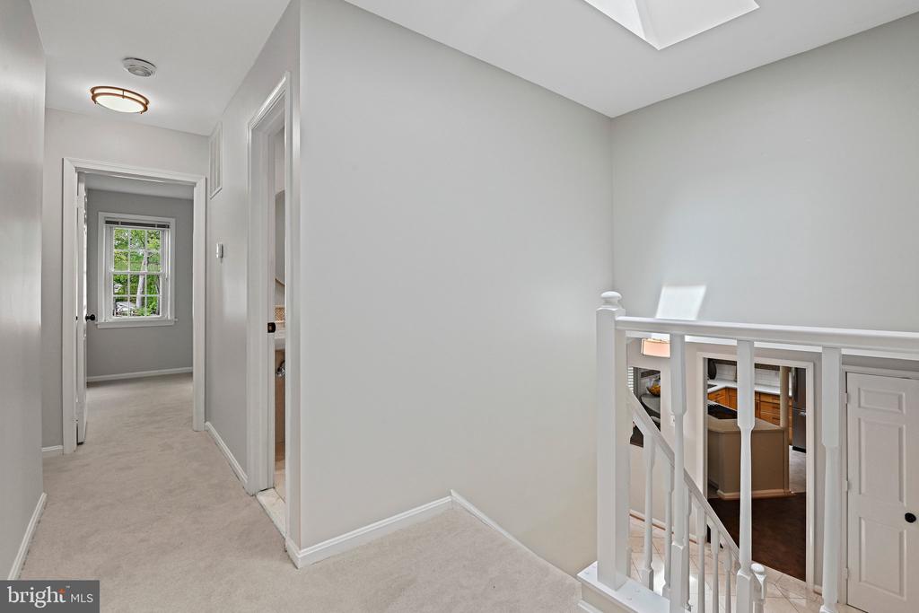 1505 SNUGHILL COURT