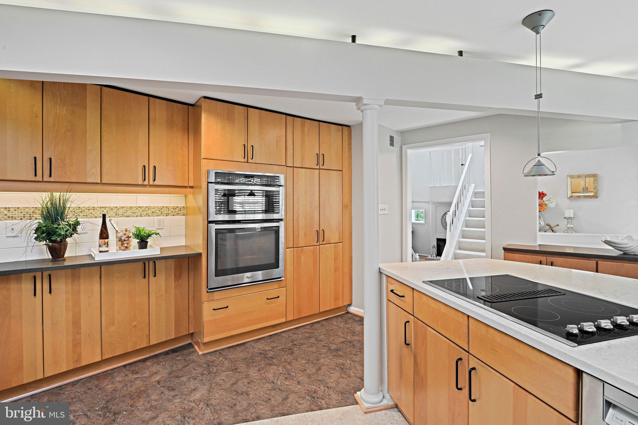 1505 SNUGHILL COURT