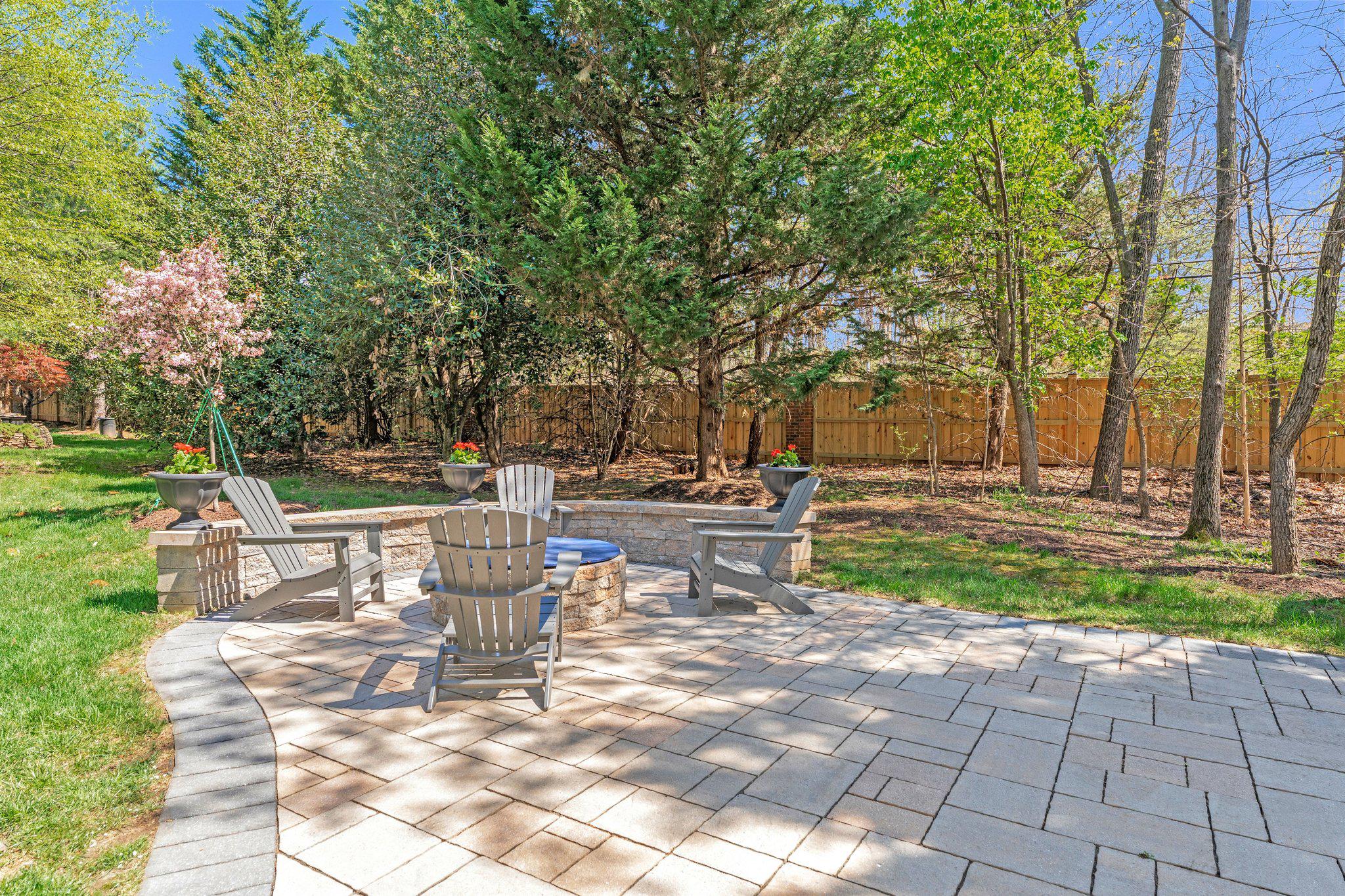 12693 VALLEY OAKS COURT
