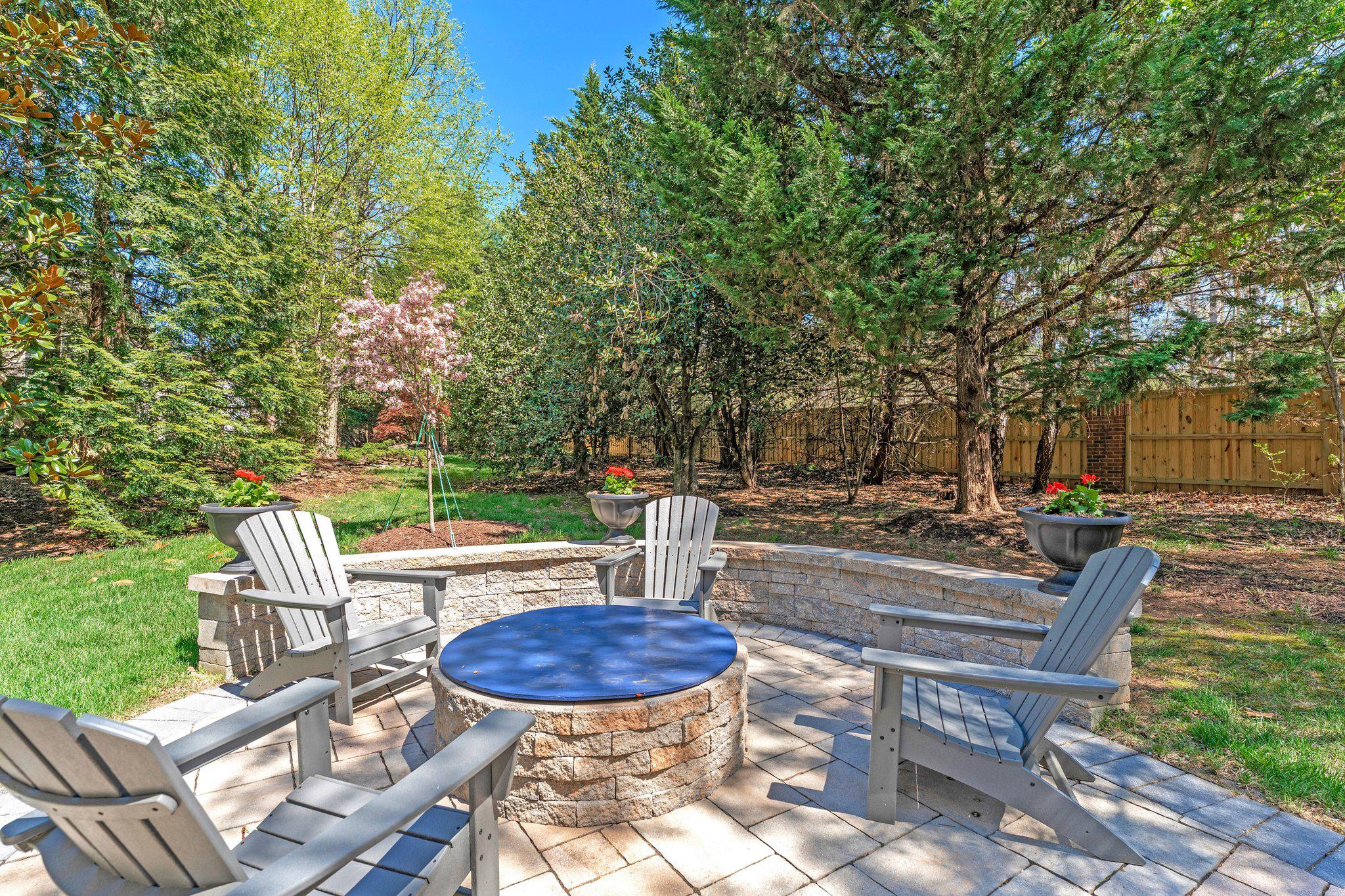 12693 VALLEY OAKS COURT