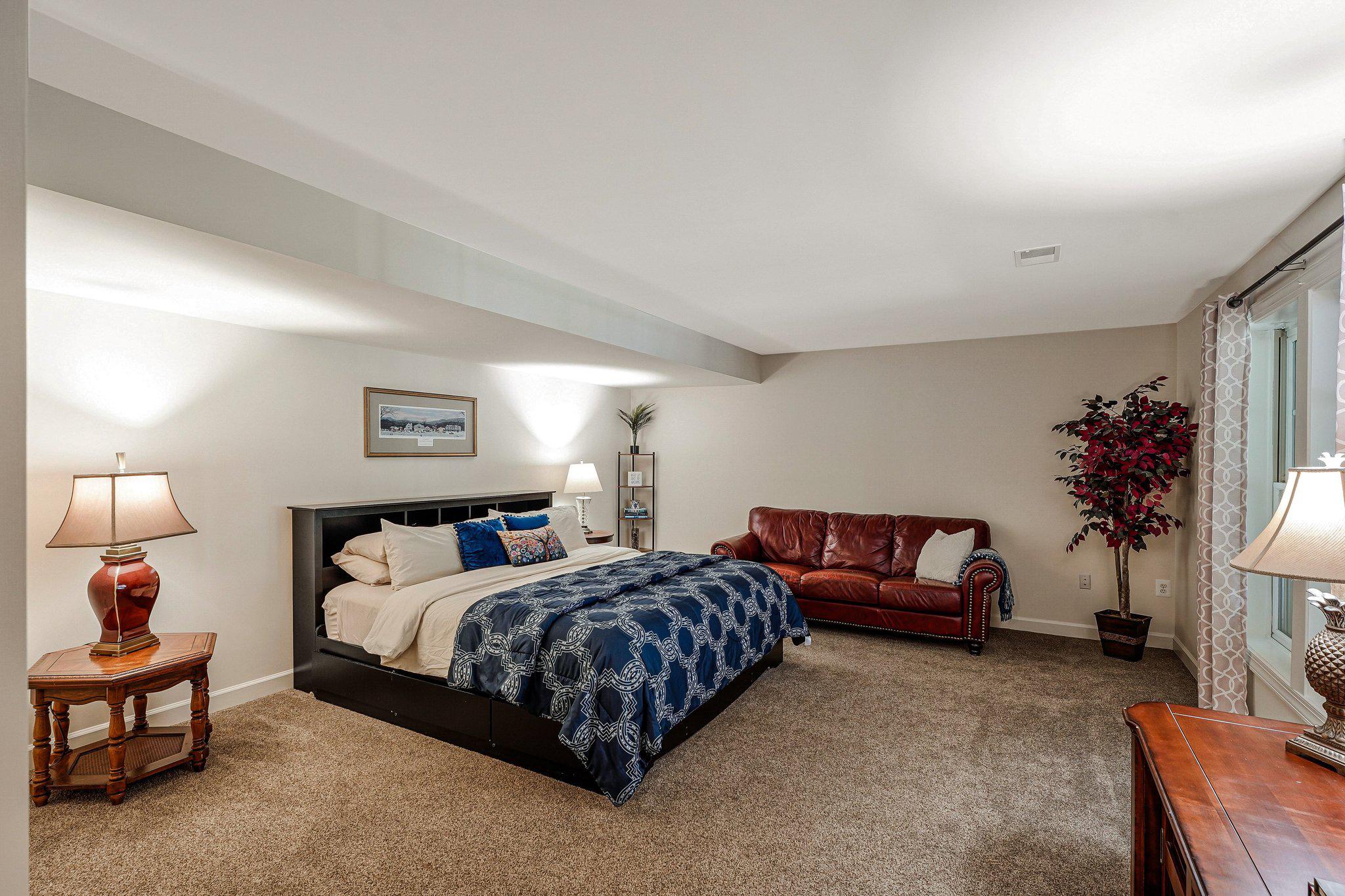 12693 VALLEY OAKS COURT