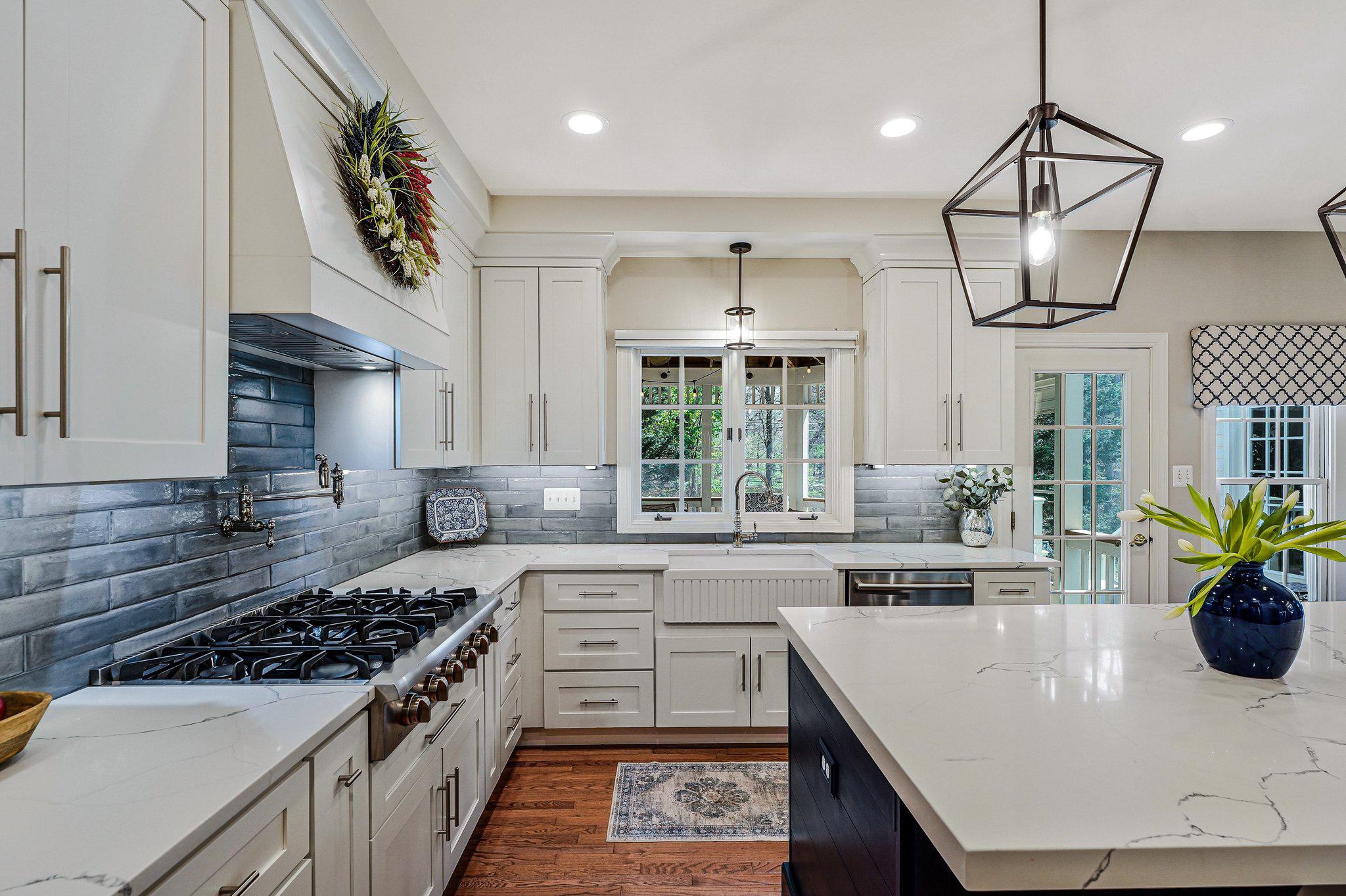 12693 VALLEY OAKS COURT