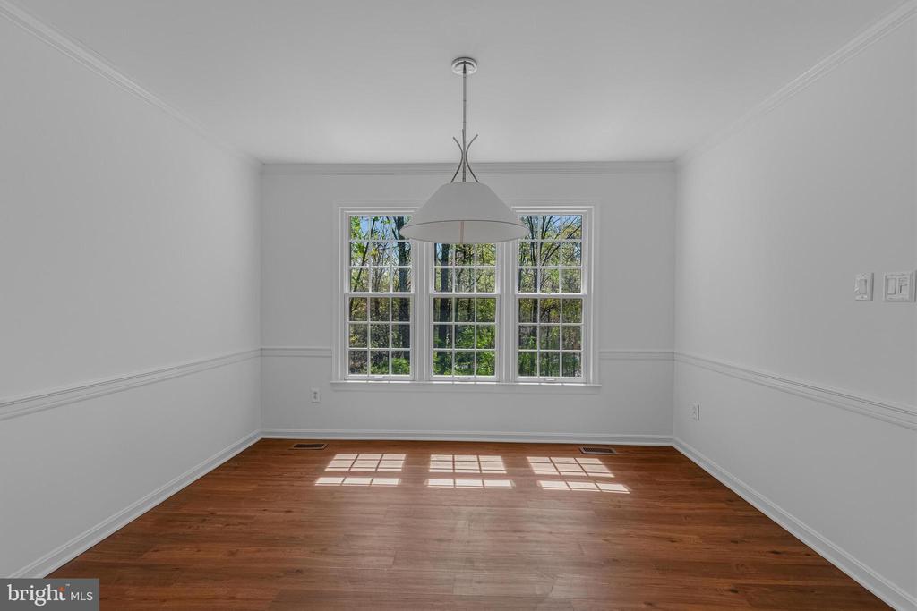 1646 STOWE ROAD