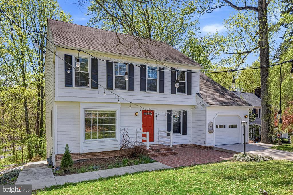 1646 STOWE ROAD