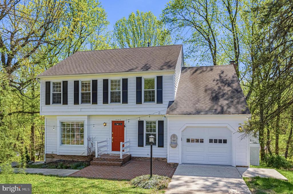 1646 STOWE ROAD