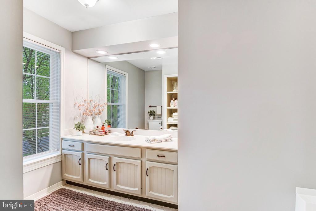 11109 ROBERT CARTER ROAD