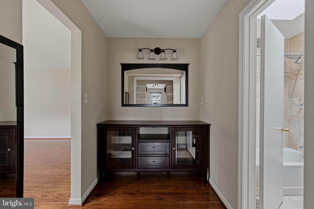 1322 CORDELIA COURT
