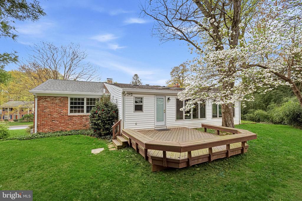 1322 CORDELIA COURT