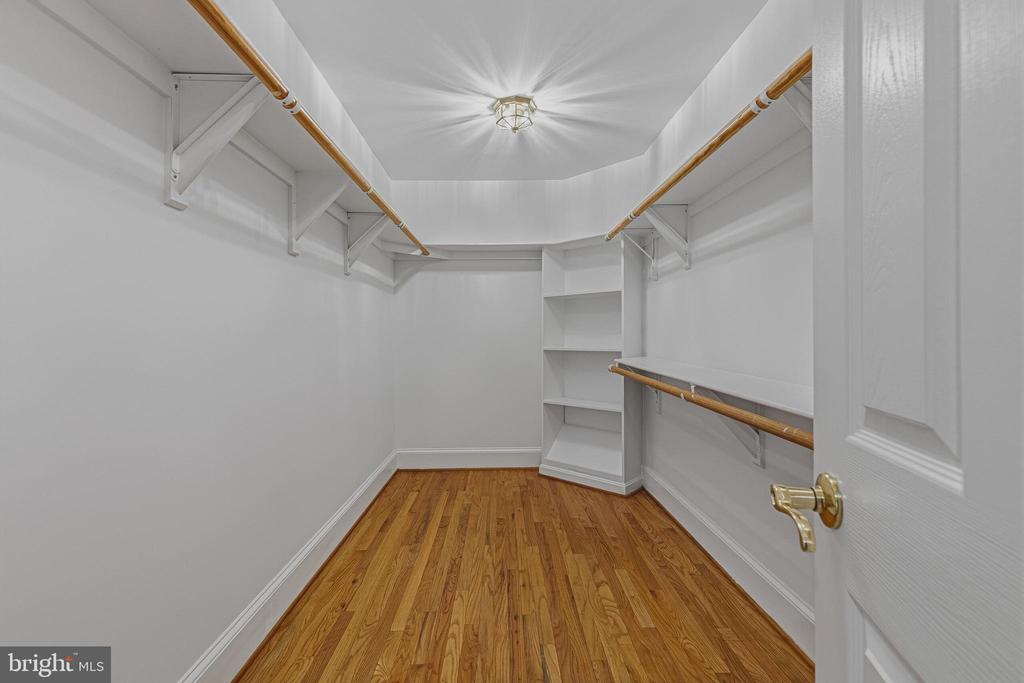 837 SENECA ROAD