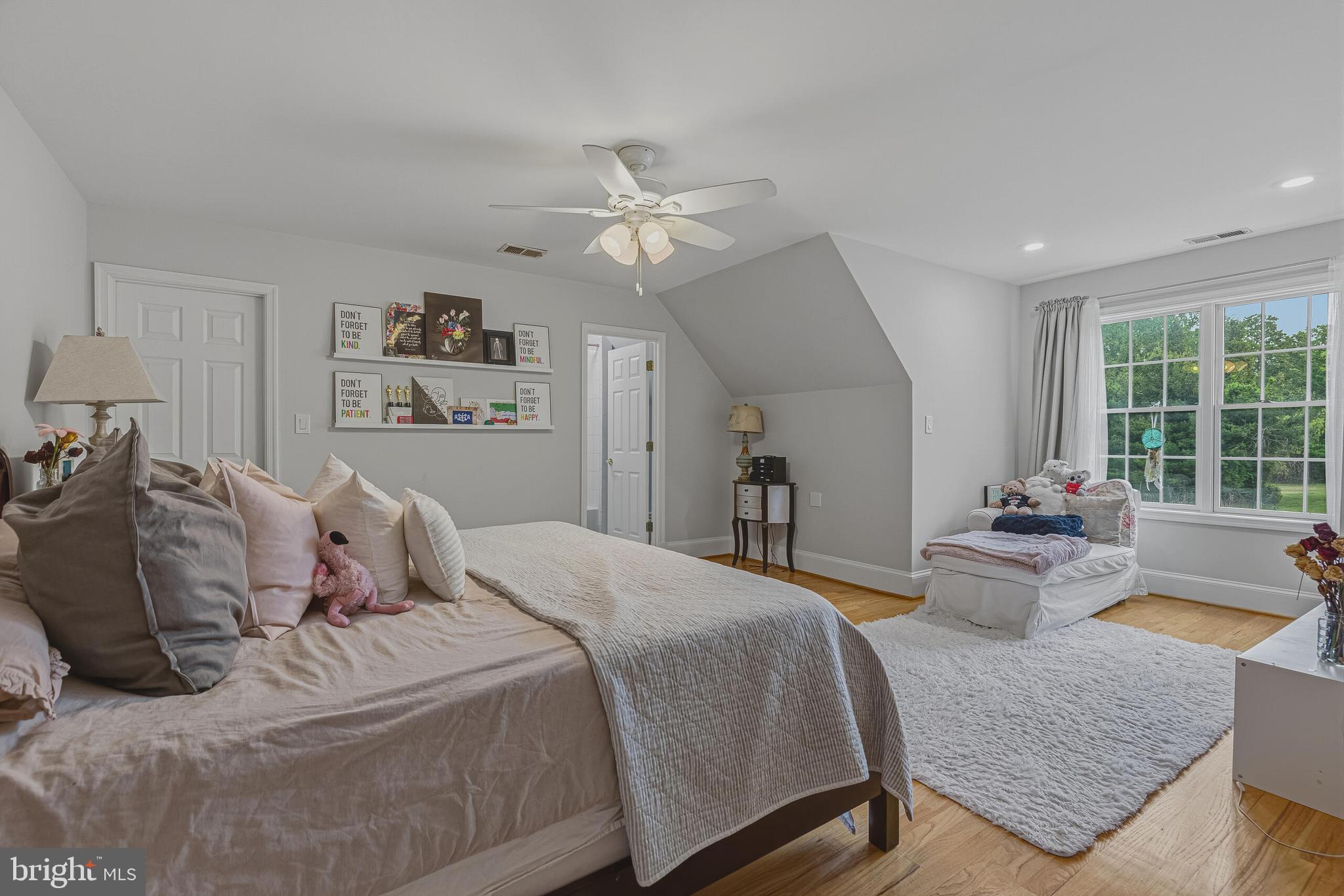 837 SENECA ROAD