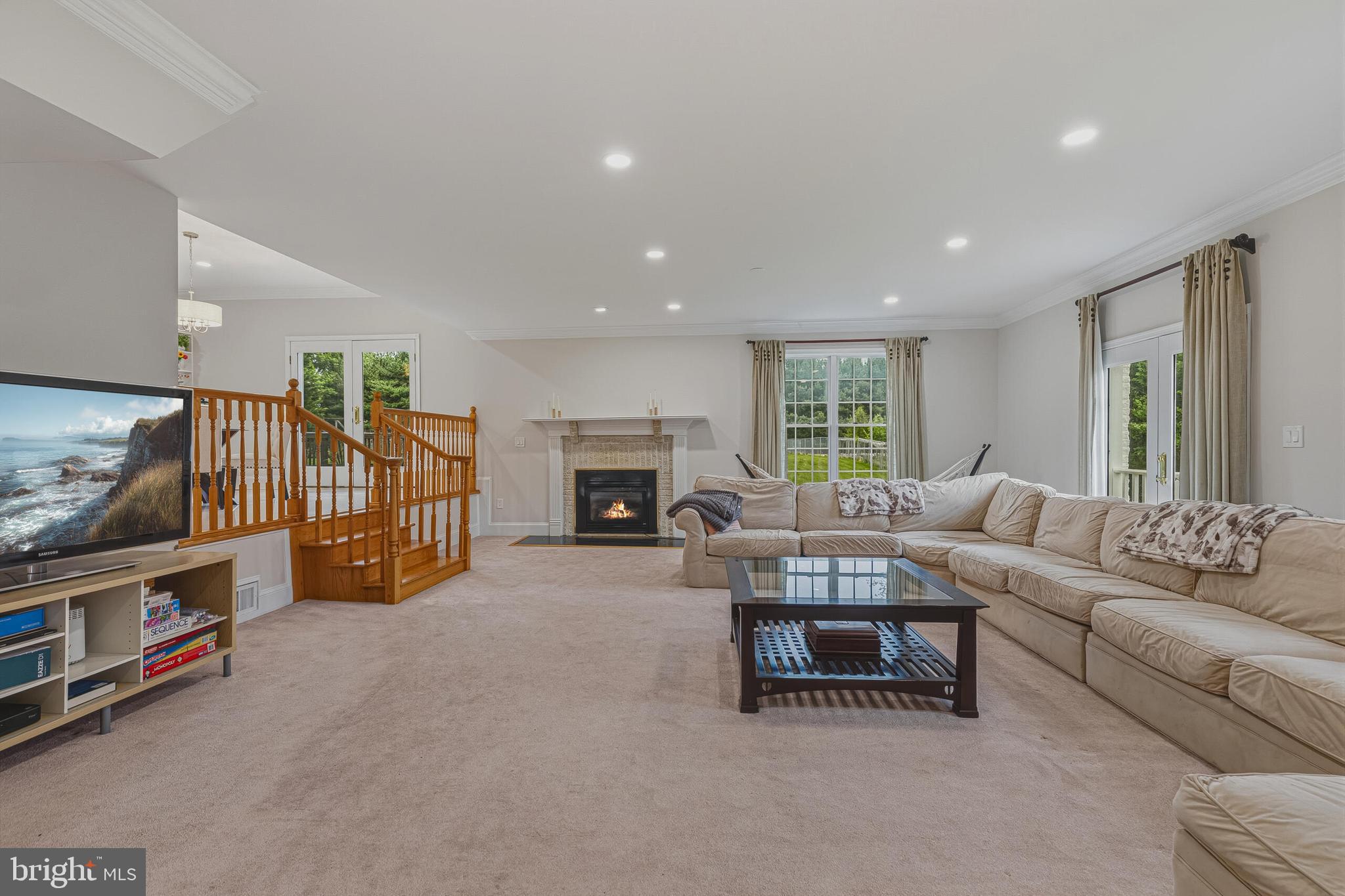 837 SENECA ROAD