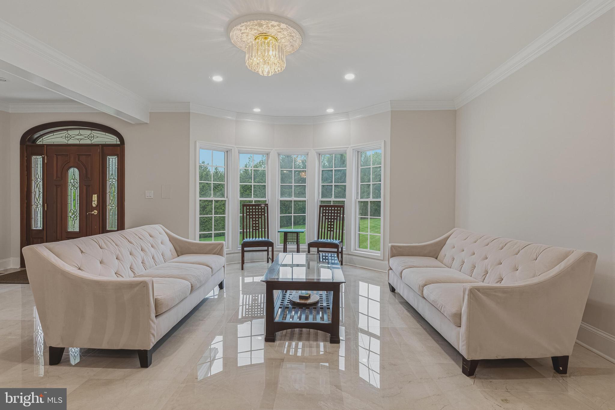 837 SENECA ROAD