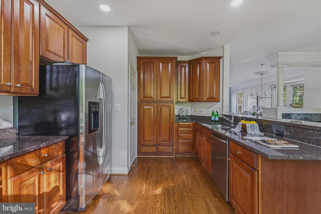 4138 TIMBER LOG WAY