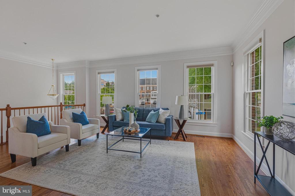 4138 TIMBER LOG WAY