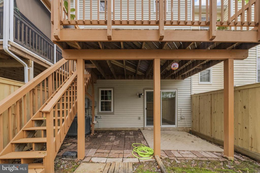 10058 CHESTNUT WOOD LANE