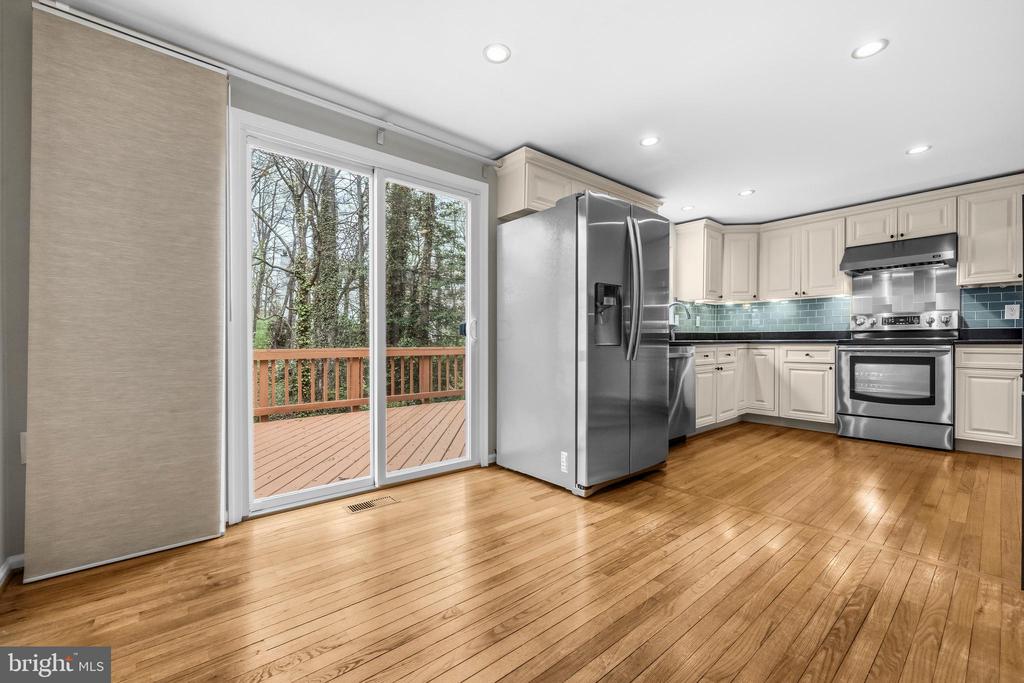 10058 CHESTNUT WOOD LANE
