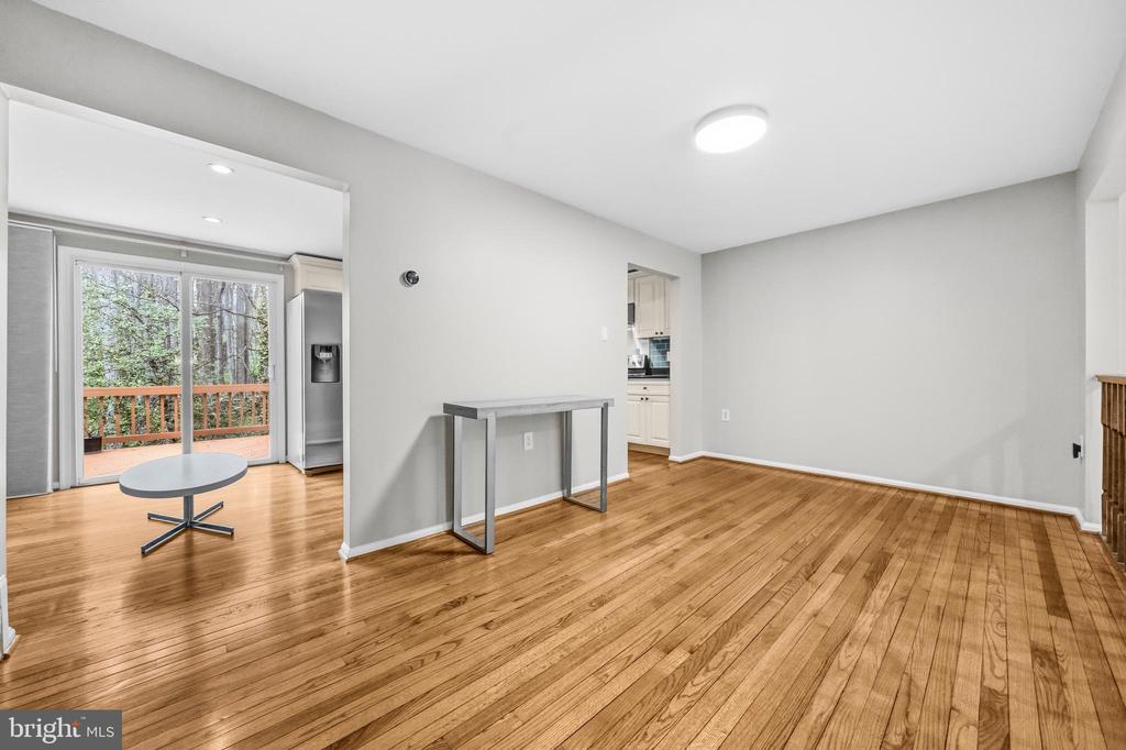 10058 CHESTNUT WOOD LANE
