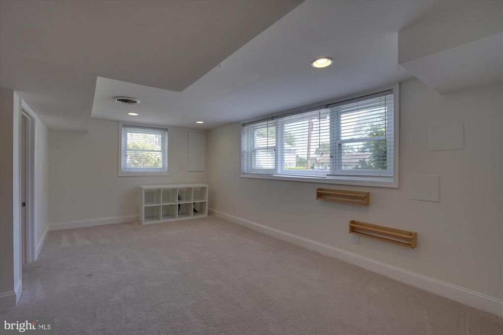 109 MOORE AVENUE SW