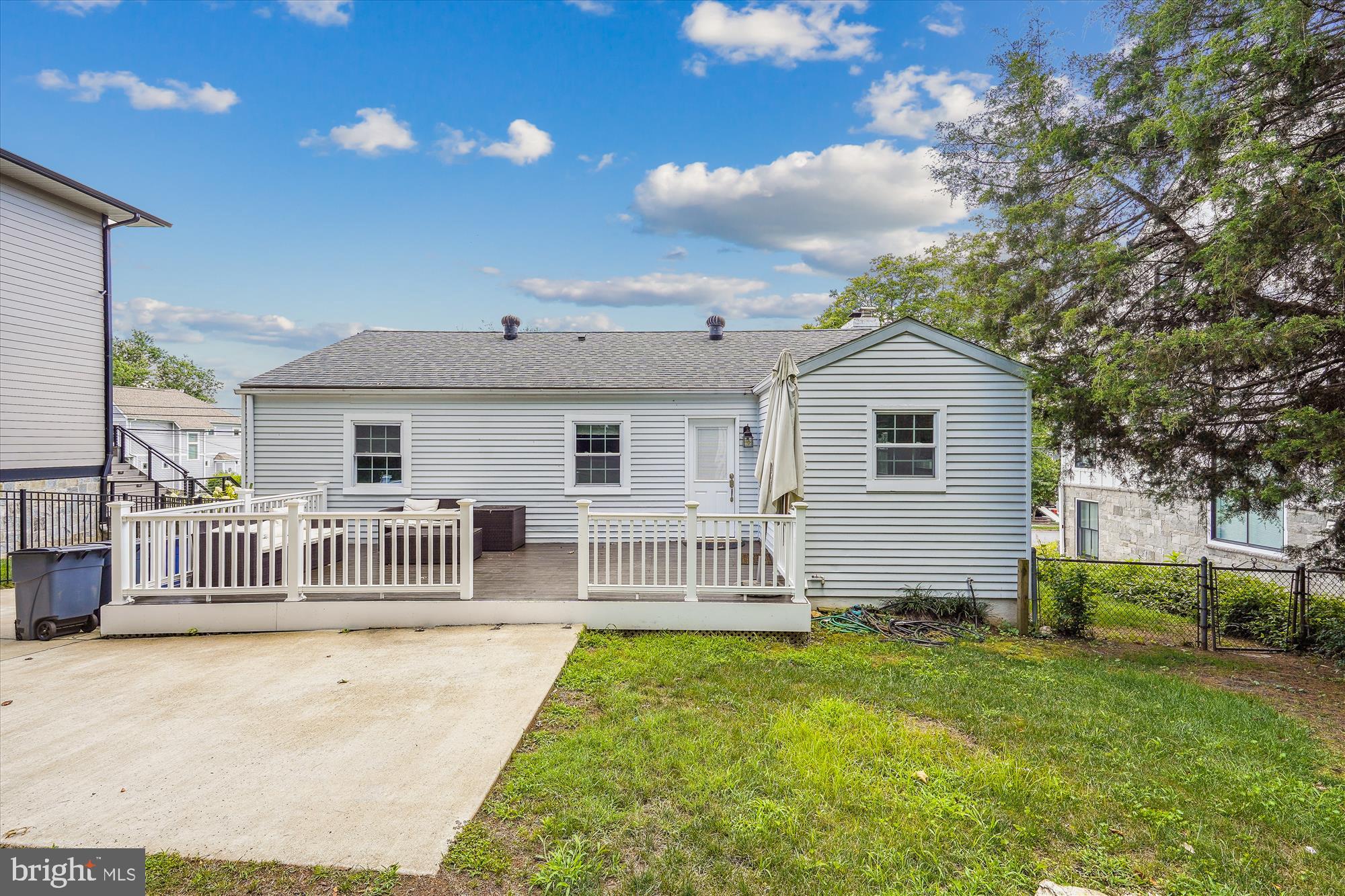 109 MOORE AVENUE SW