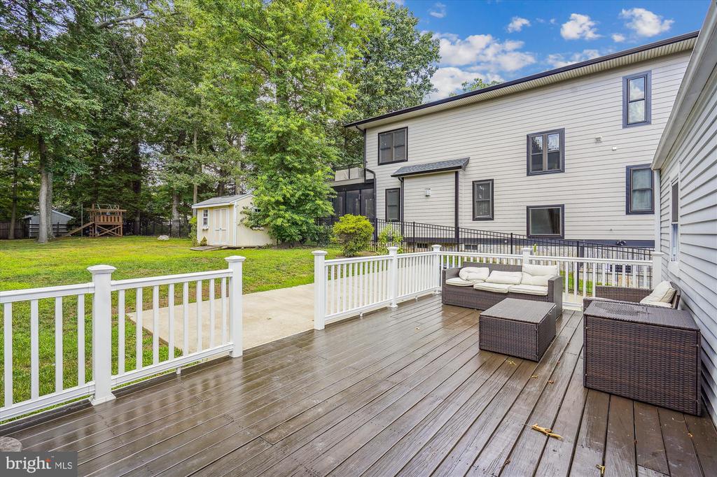 109 MOORE AVENUE SW