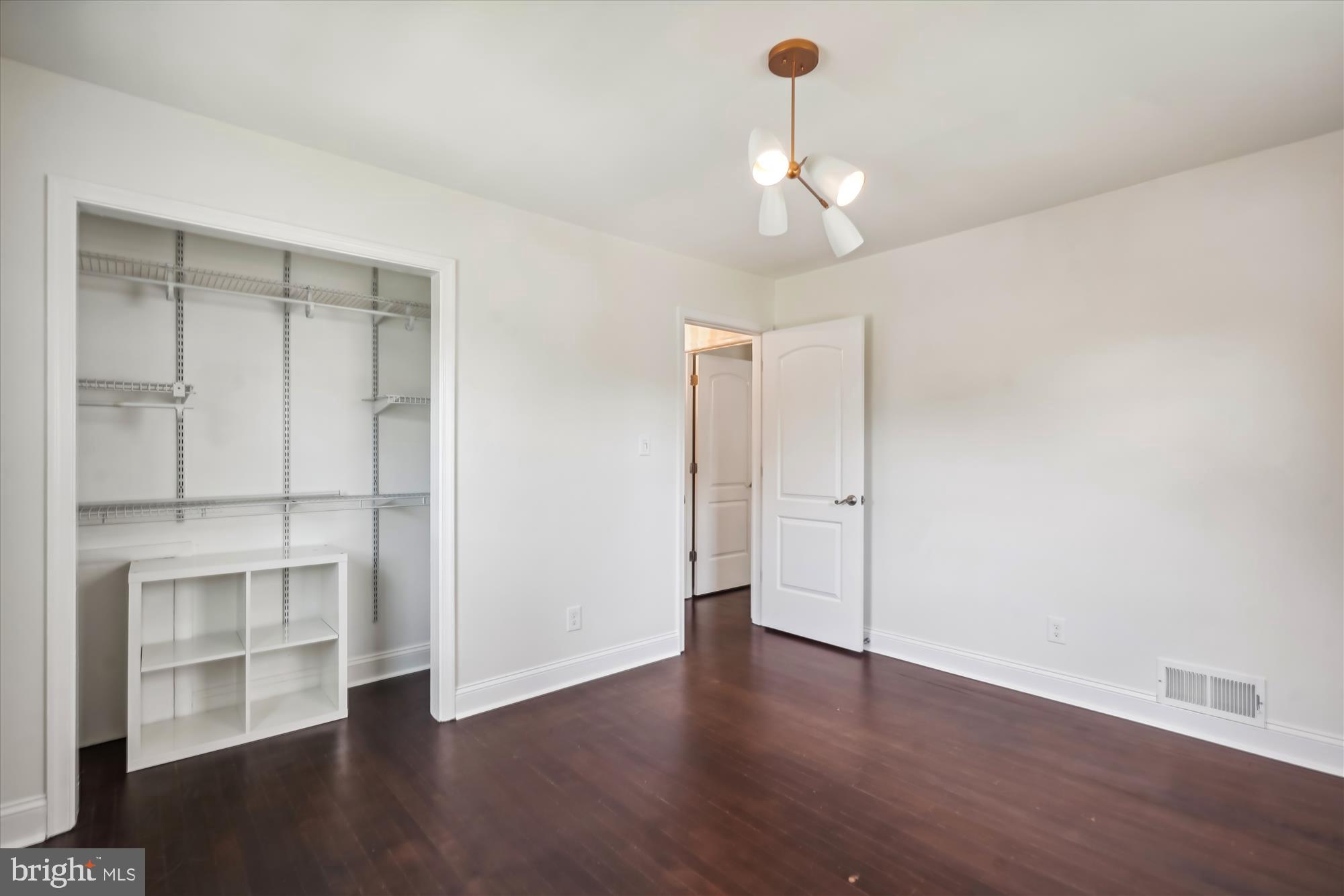 109 MOORE AVENUE SW