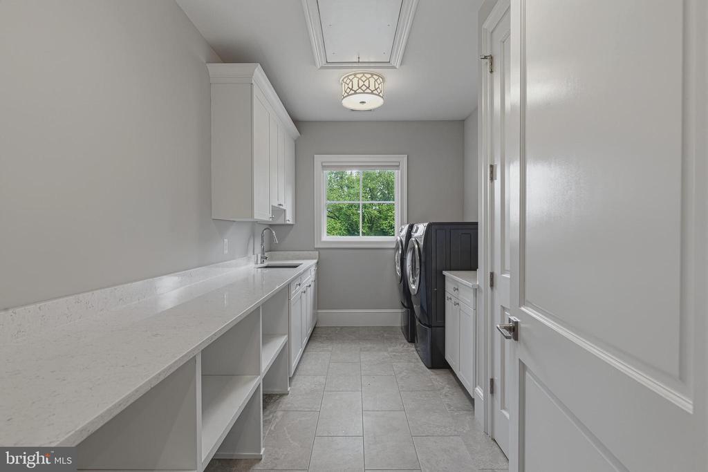 7820 CALPURNIA COURT